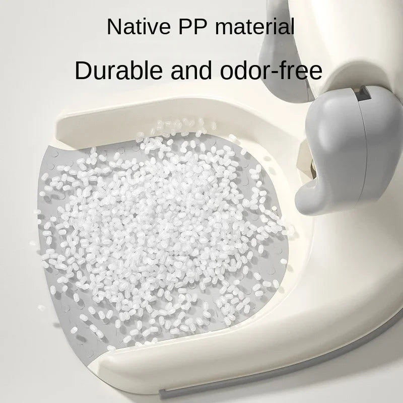 Toilet seat with visible PP material and text indicating durability and odor-free properties.