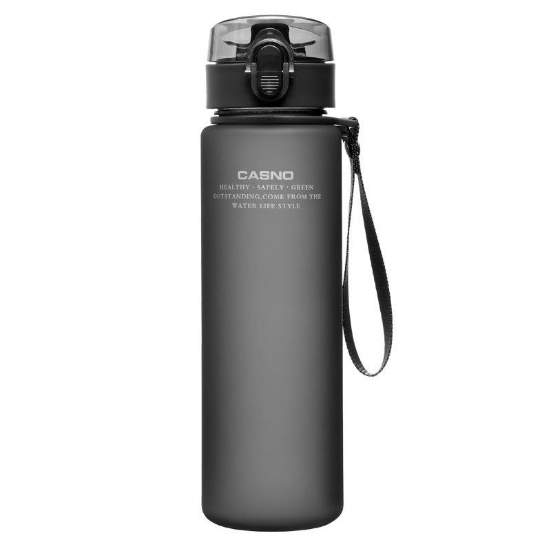 Black water bottle with a strap on a white background, featuring the brand 'CASNO'.